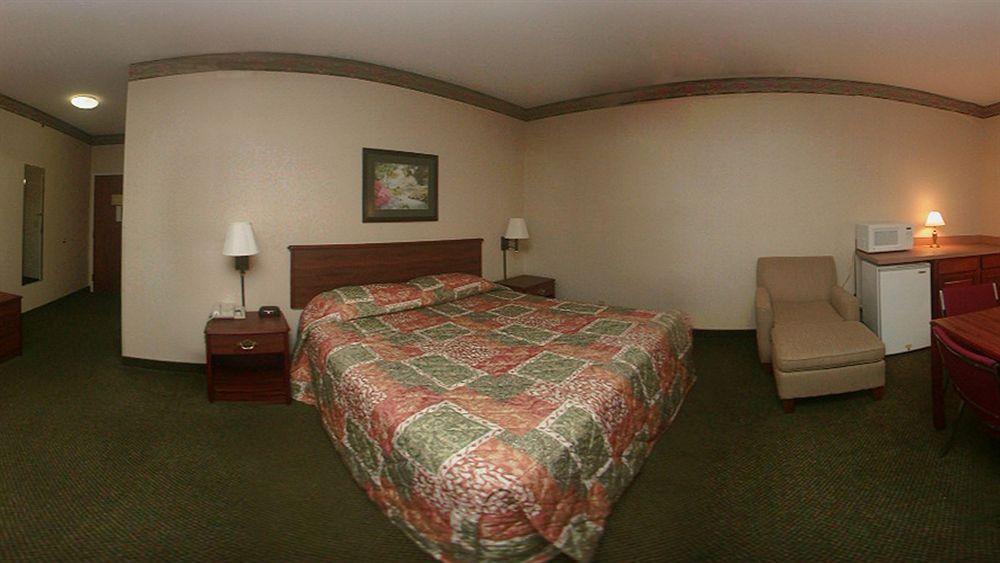 הנדרסון Comfort Inn מראה חיצוני תמונה