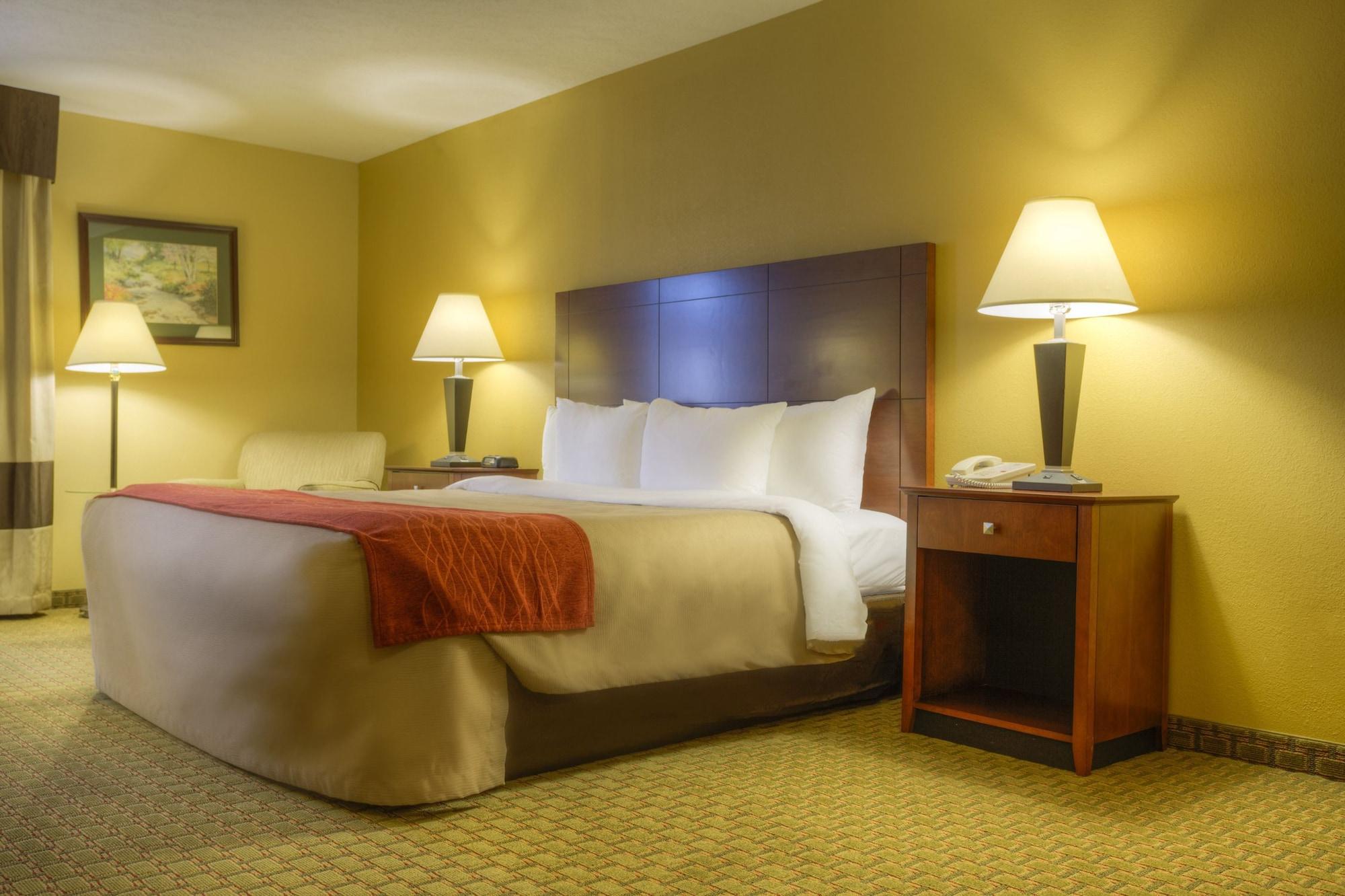 הנדרסון Comfort Inn מראה חיצוני תמונה