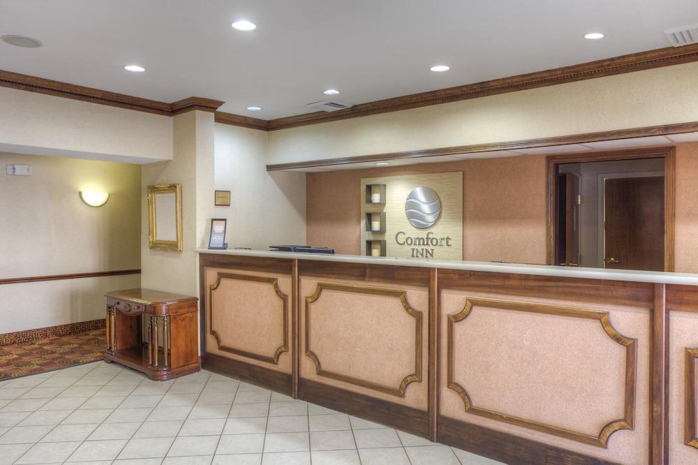 הנדרסון Comfort Inn מראה חיצוני תמונה