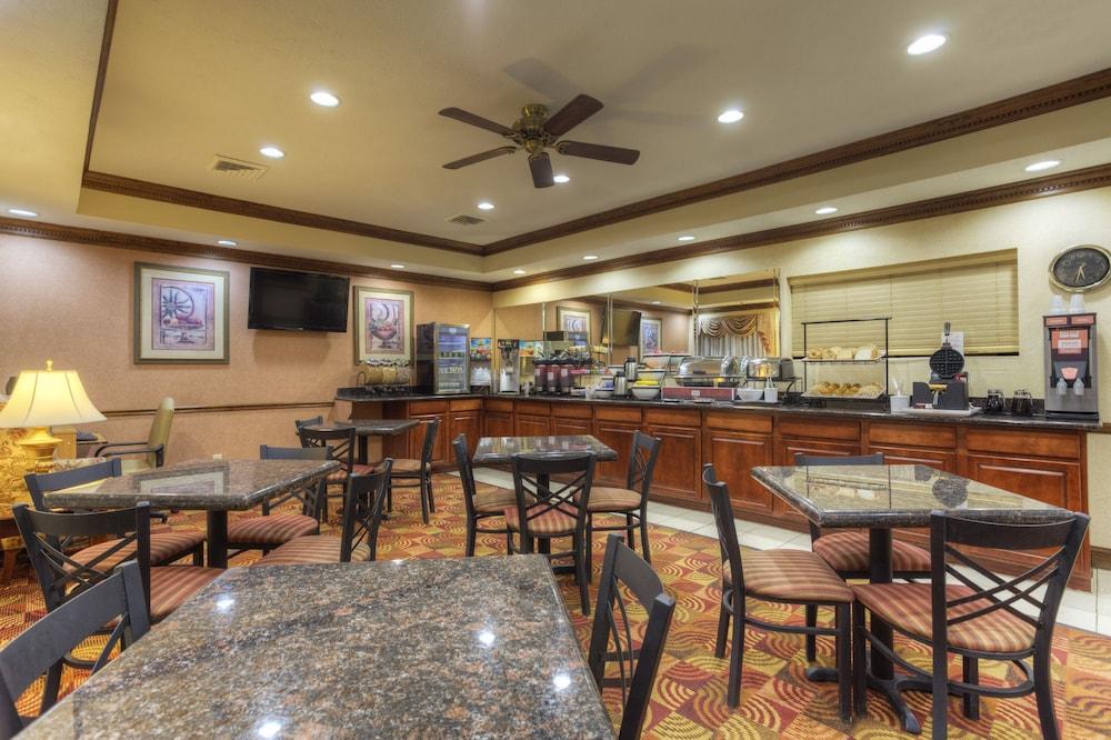 הנדרסון Comfort Inn מראה חיצוני תמונה