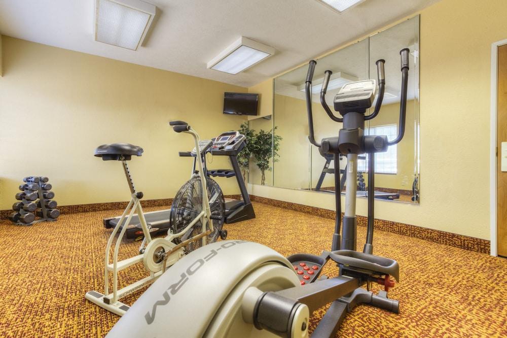 הנדרסון Comfort Inn מראה חיצוני תמונה