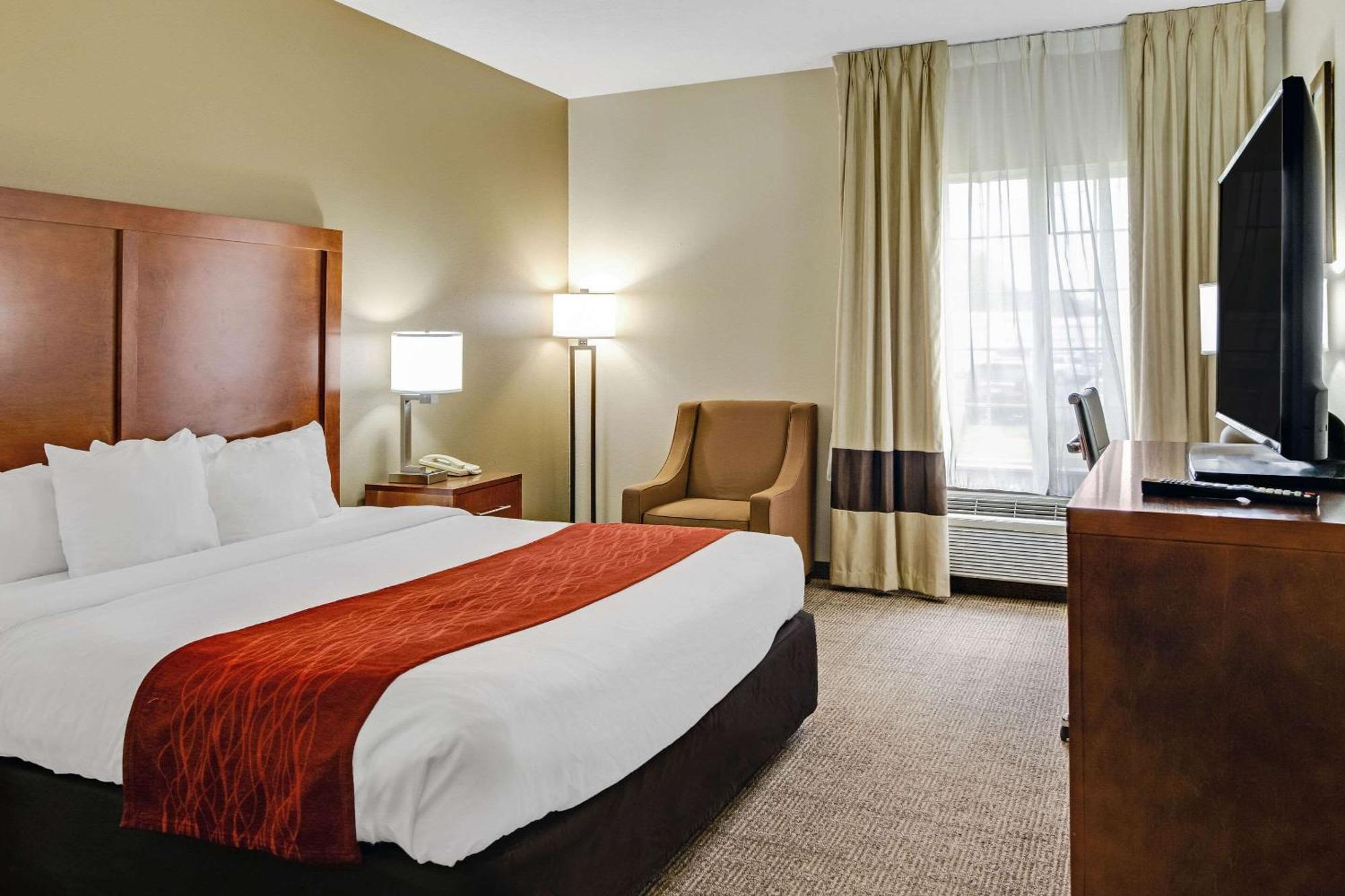 הנדרסון Comfort Inn מראה חיצוני תמונה