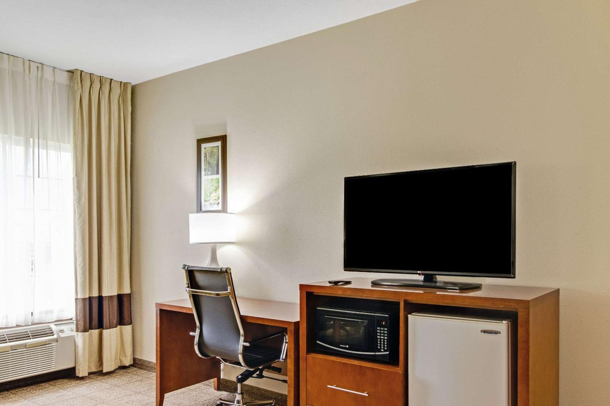 הנדרסון Comfort Inn מראה חיצוני תמונה
